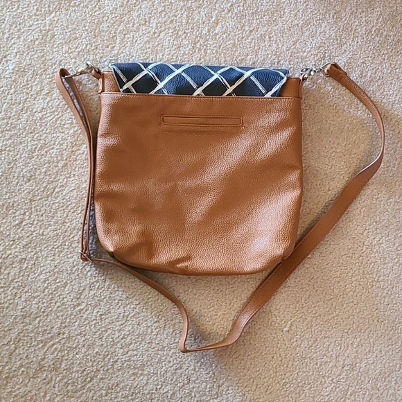 Thirty One Purse - Picture 4 of 4